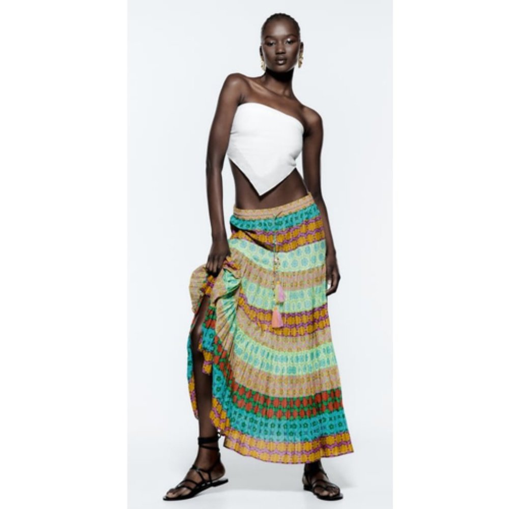 Zara NWT Bohemian Long Skirt 6895/242 - Size Large